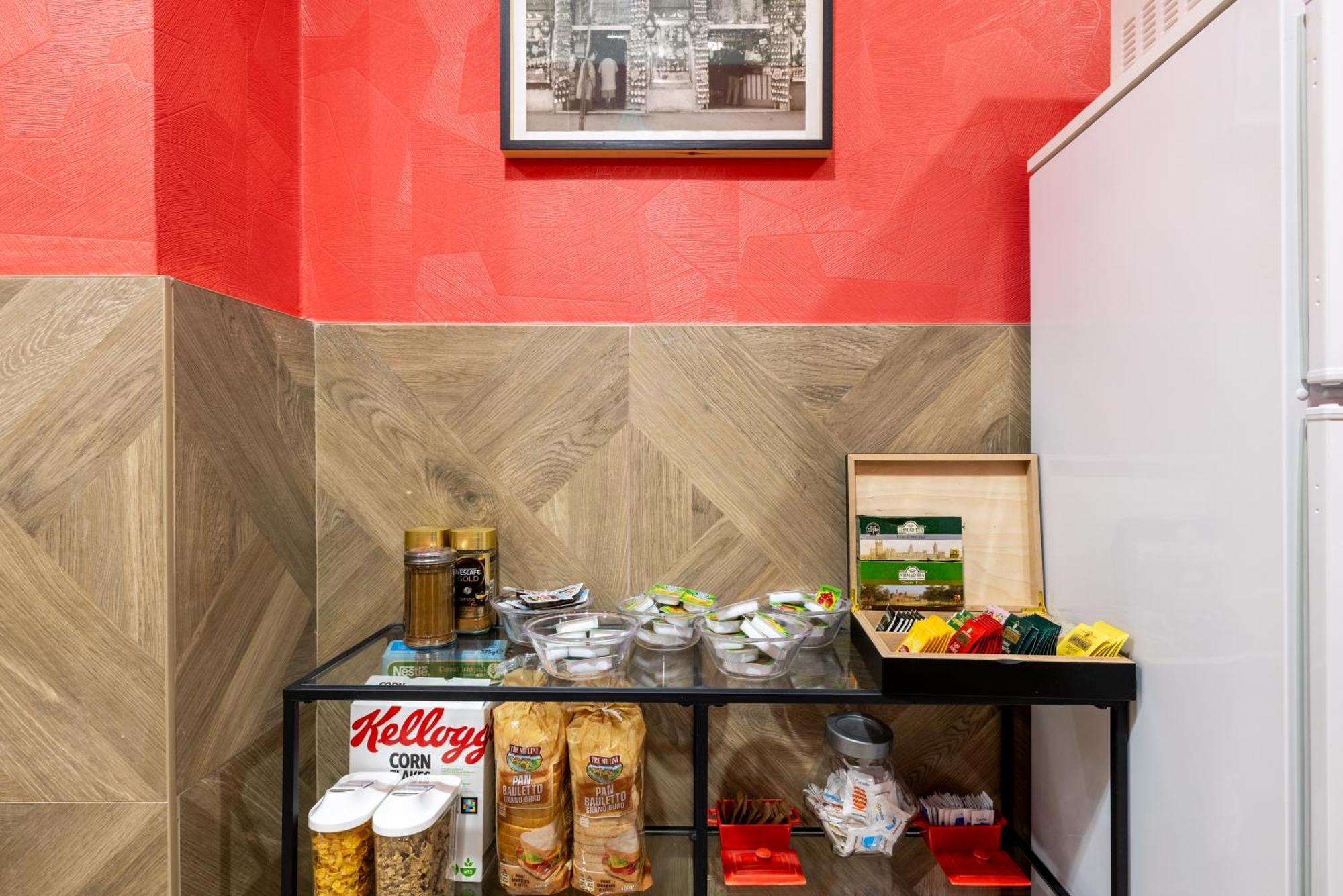 Domus Castroni Scipioni Bed & Breakfast Rome Exterior photo